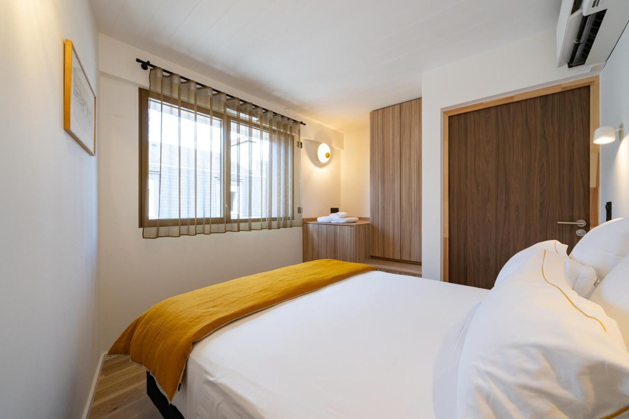 Les Suites 7 Anges - Parking, Vue Cathedrale & Centre Historique ランス エクステリア 写真