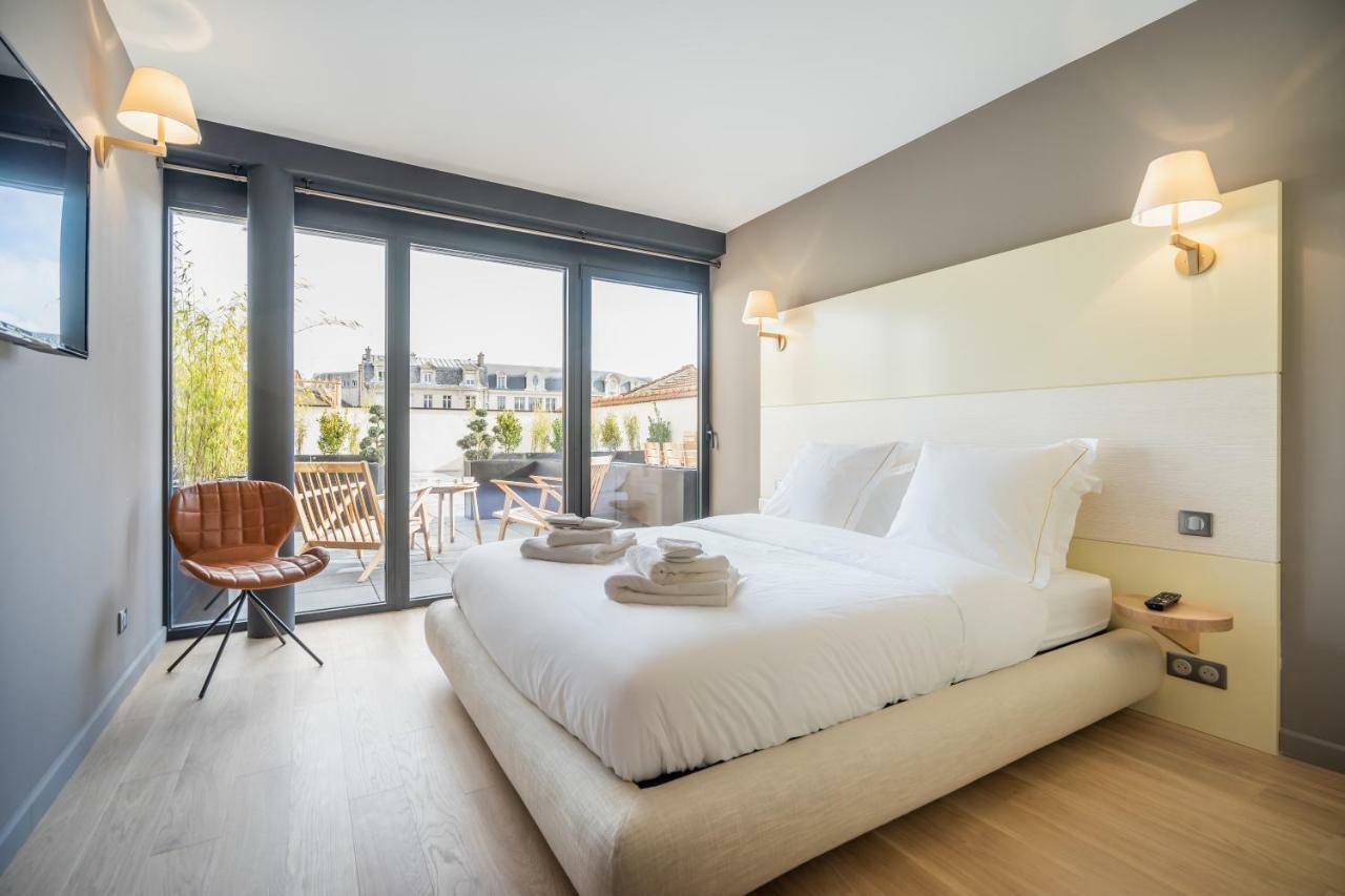 Les Suites 7 Anges - Parking, Vue Cathedrale & Centre Historique ランス エクステリア 写真